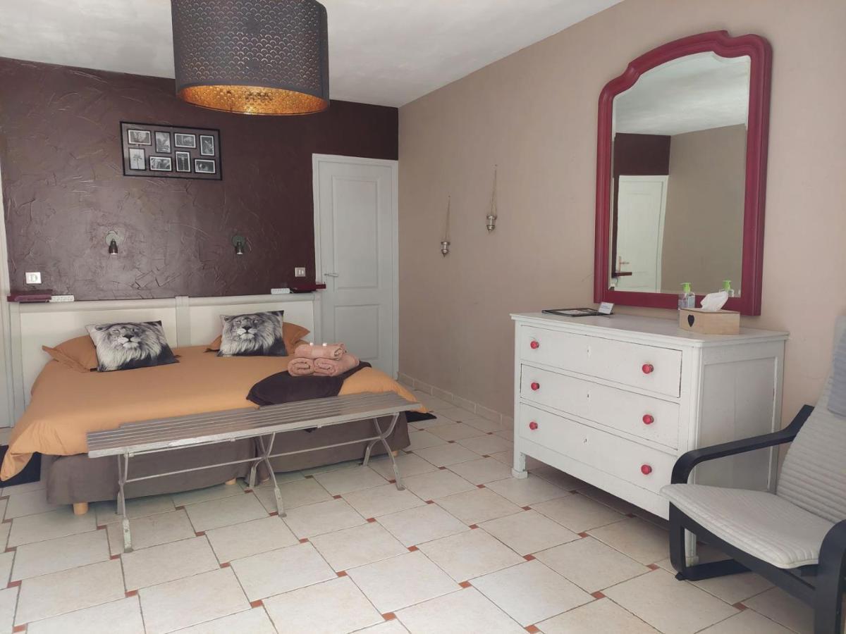Bed and Breakfast Mas Des Cigognes Le Thor Zewnętrze zdjęcie